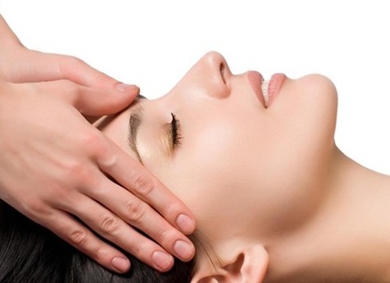 Massage mặt giúp má hồng tự nhiên, massage mat giup ma hong tu nhien