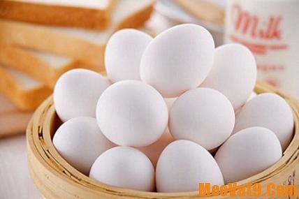 Lựa chọn trứng gà đúng cách để bảo quản trứng gà tươi lâu
