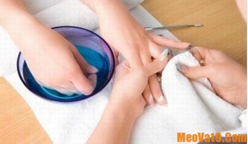 Mẹo chăm sóc móng tay đẹp và sạch sẽ