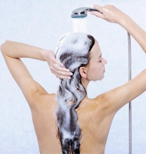 7 cách chăm sóc mái tóc đẹp óng ả